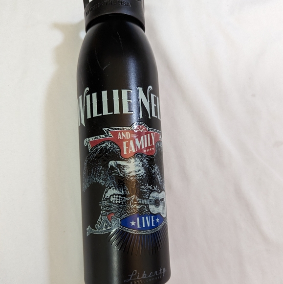 Willie Nelson N27 Beverage Bottle With twist off Cap - Picture 10 of 10